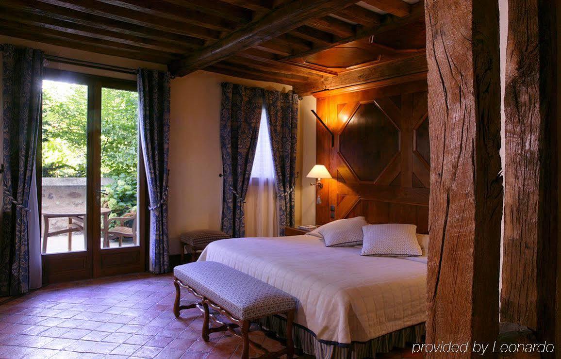 Hotel Relais Bernard Loiseau Saulieu Habitación foto